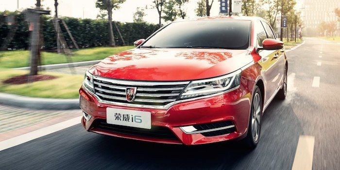 十萬元優(yōu)質(zhì)家轎你選誰 榮威i6對比帝豪GL