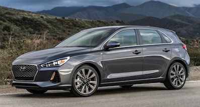 2018款現(xiàn)代伊蘭特GT 車體更長(zhǎng)更寬