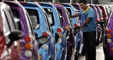 讓低速電動車規范發展，應該采取怎樣的辦法？
