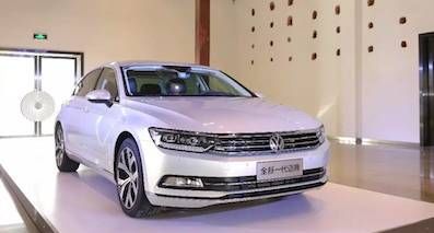 秒變老司機，VR體驗全新一代邁騰的黑科技