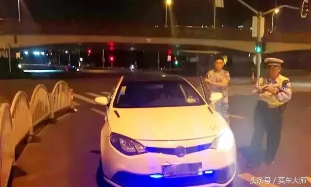 不打轉向燈也會扣光12分 比海燕系統還可怕 史上最嚴交通整治來了！