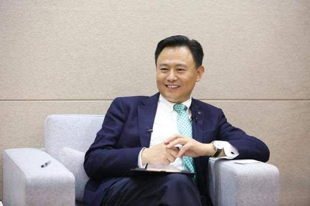 為復(fù)興紅旗品牌 一汽領(lǐng)導(dǎo)將實行“711”工作制