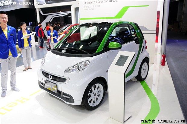 電動汽車，奔馳C級，寶馬3系，奧迪A4，車企電動汽車計劃,奔馳電動車，寶馬電動車，奧迪電動車