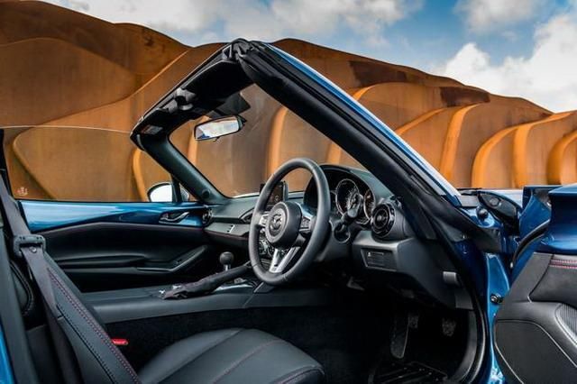 馬自達MX-5 RF Sport Black特別版 限量300臺