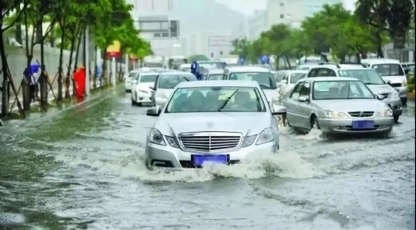 一分鐘解決用車問題 雨季用車指南
