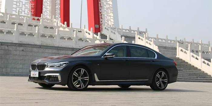 試駕寶馬750Li 實用至上的豪華期間轎車