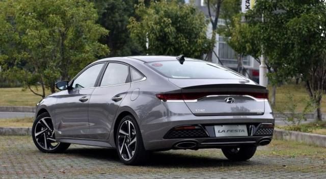11萬左右的緊湊型轎車，這幾款顏值高、油耗低更值得入手