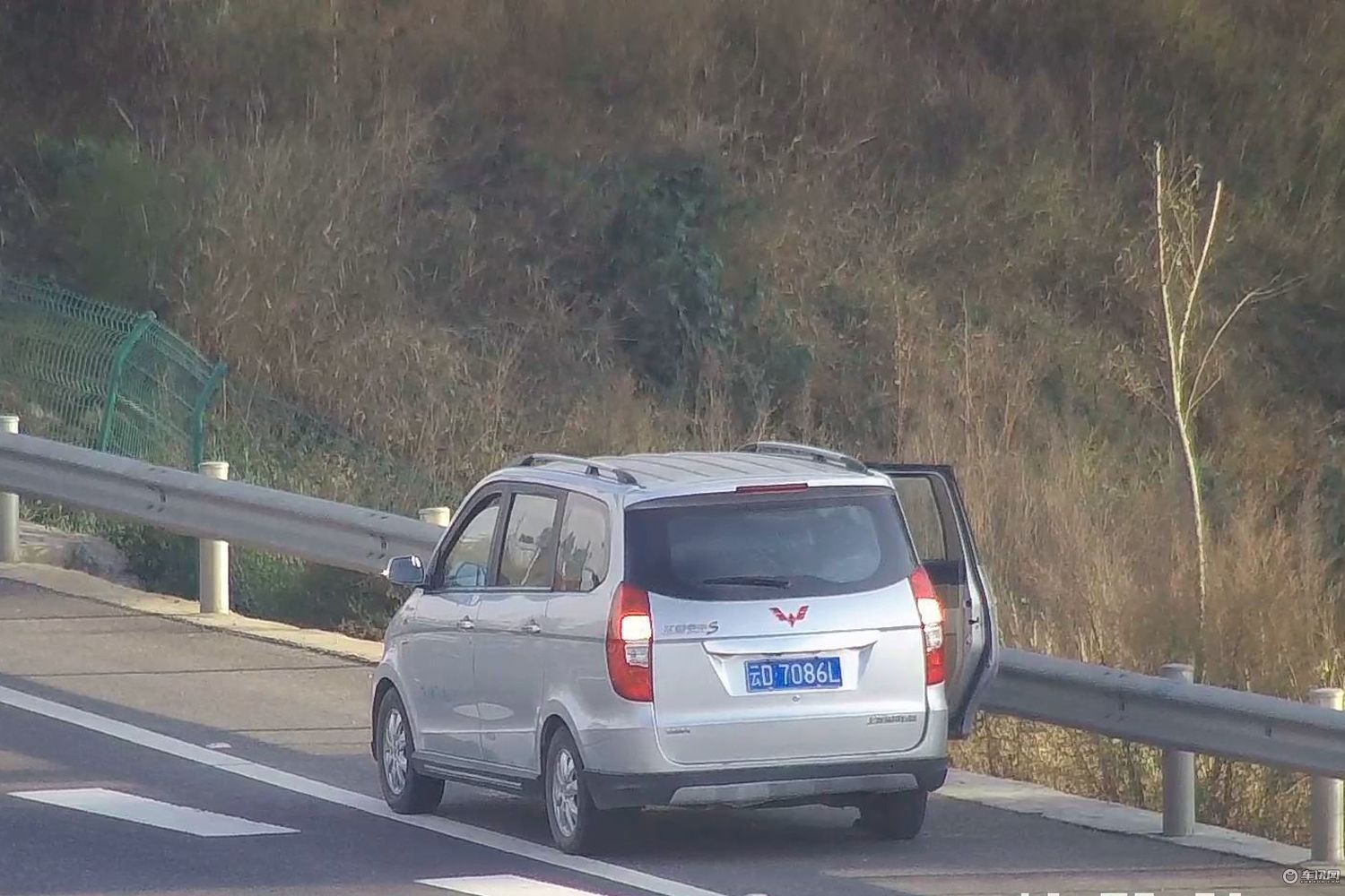 高速開車有秘籍 這幾種壞習慣可能害了你