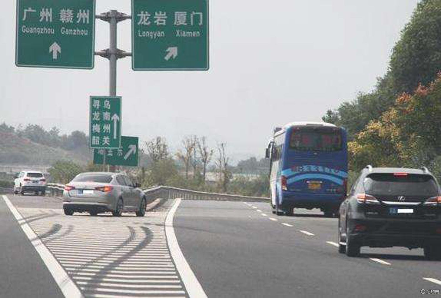 高速開車有秘籍 這幾種壞習慣可能害了你