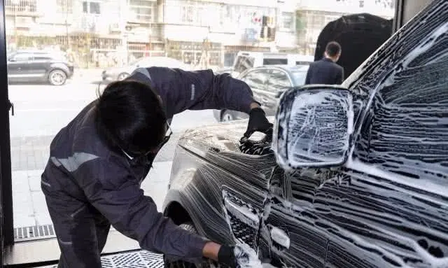 這5個駕駛習慣最傷車，半年車子就離報廢不遠了，后悔沒早知道
