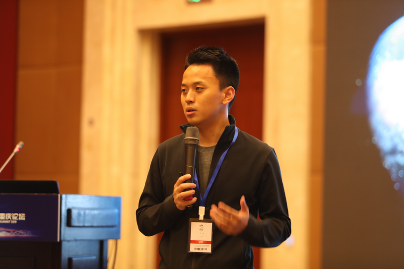 李熠：用仿真和虛擬的技術幫助各行各業變得更好