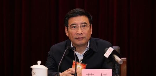 苗圩：對我國智能網聯汽車發展的四點建議