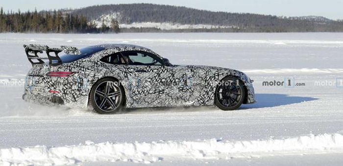 新款奔馳AMG GT-R已進入最終測試階段