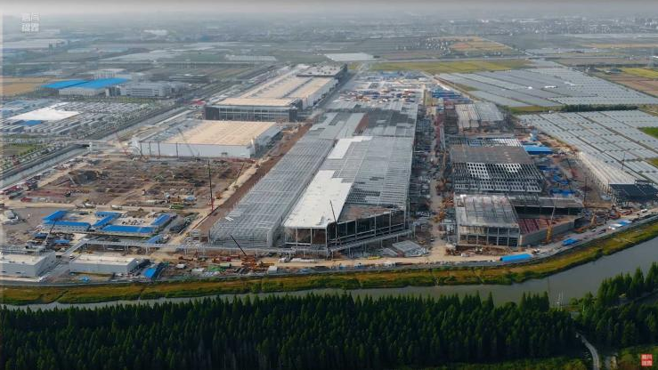 Model Y或年底量產 上海工廠二期封頂