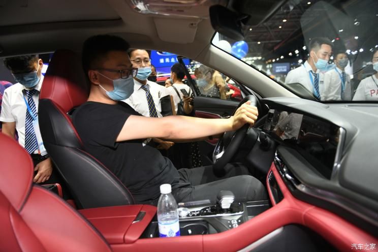 政策，重慶車展新車