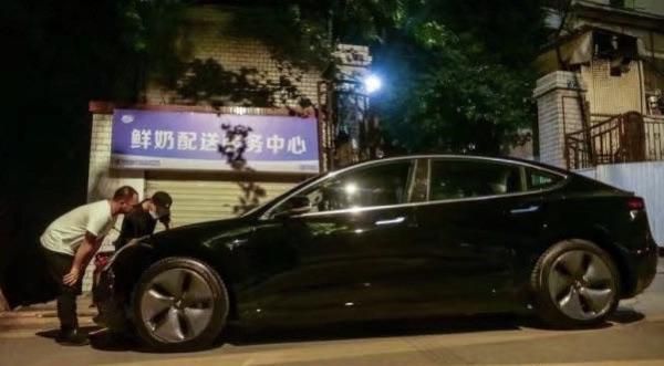 特斯拉：“武漢車主交付”報道為自導自演