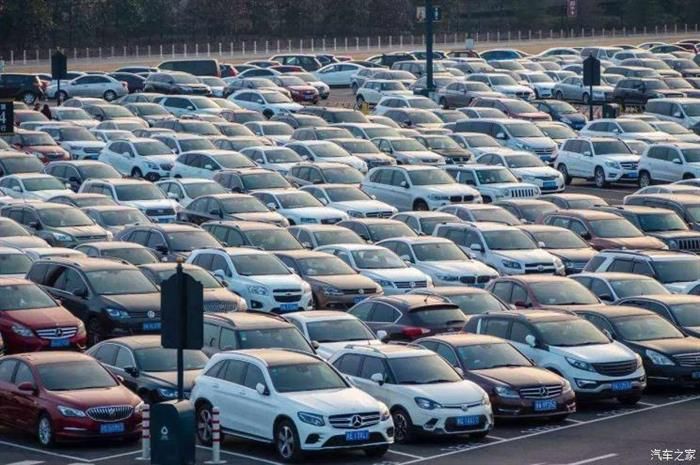 發(fā)改委：鼓勵各地出臺老舊汽車置換政策