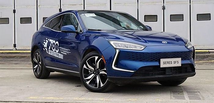 增程式電動車新選擇 試駕700馬力賽力斯SF5