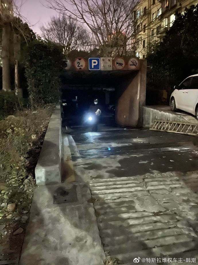 特斯拉，特斯拉