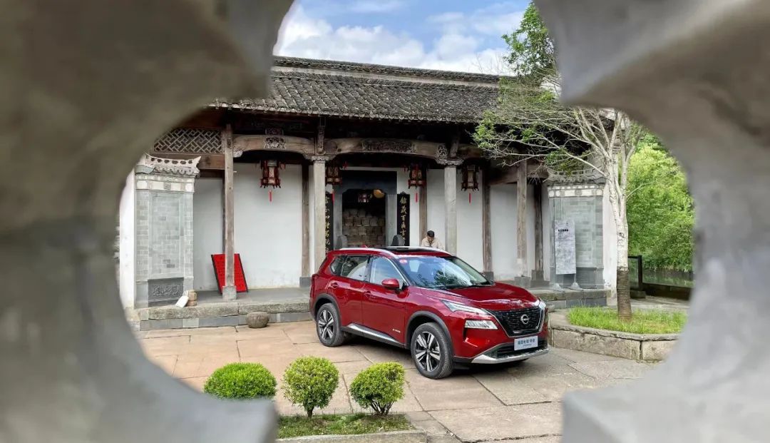 純電動車的體驗又沒有充電焦慮，超混電驅奇駿值得被愛了！