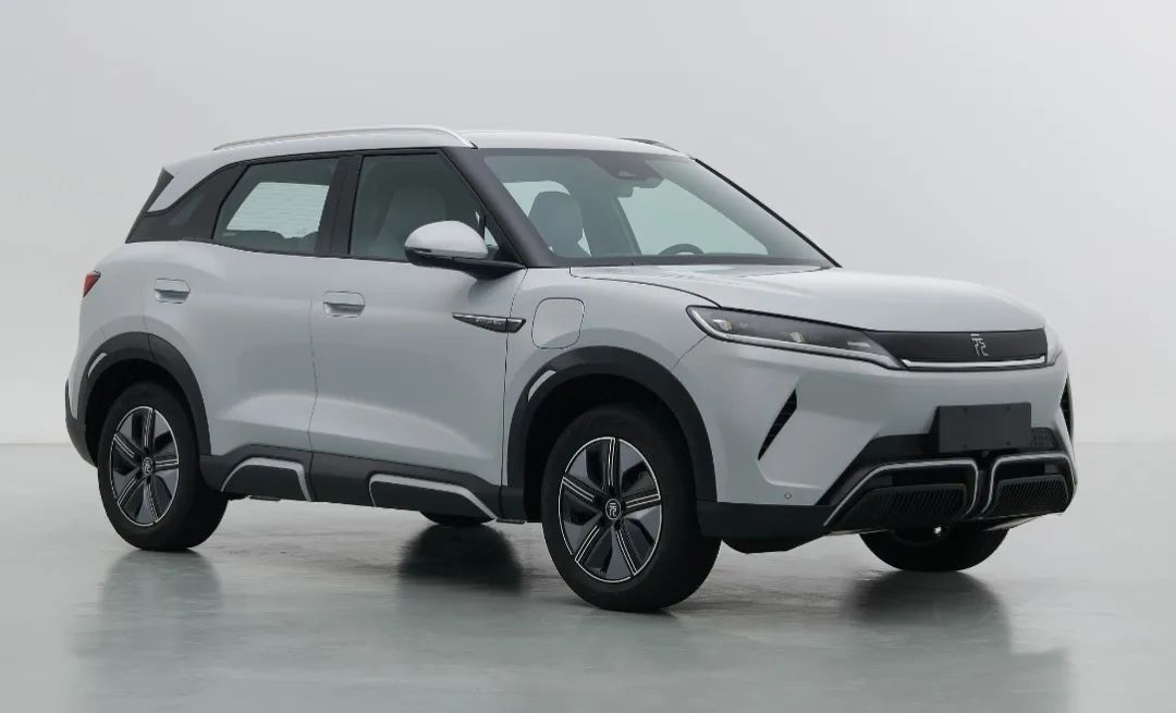 工信部車展收官2023，仰望超跑大戰吉利“空客”