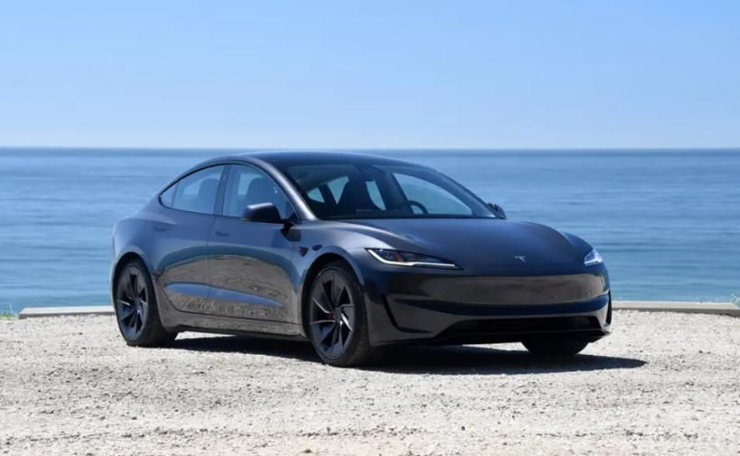 便宜3萬塊，沒有皮座椅和后排屏的丐版Model 3你接受嗎？