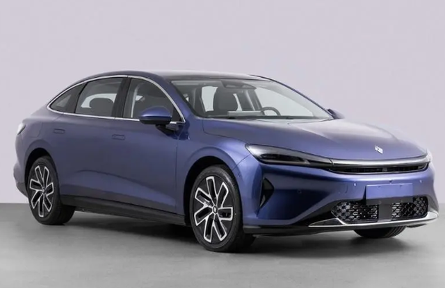 起名字真是門學(xué)問，寶駿旗艦轎車還未上市就要改名