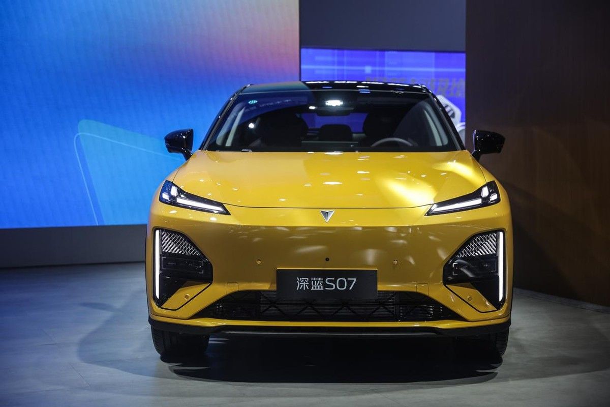 全系標配華為乾崑智駕SUV 全新深藍S07成都車展亮相 